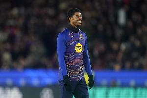镜报：曼联担心拉什福德未来拖到世界杯后才确定，影响引援计划